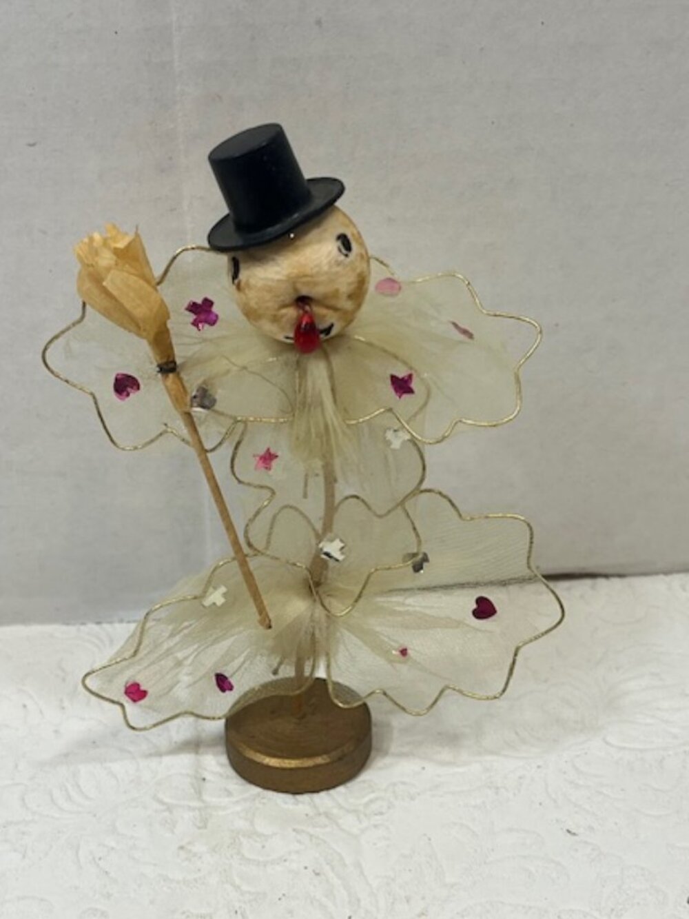 VTG 50's Wired Snowman w/Tulle Netting Top Hat Wooden Base Broom Japan 5" Tall